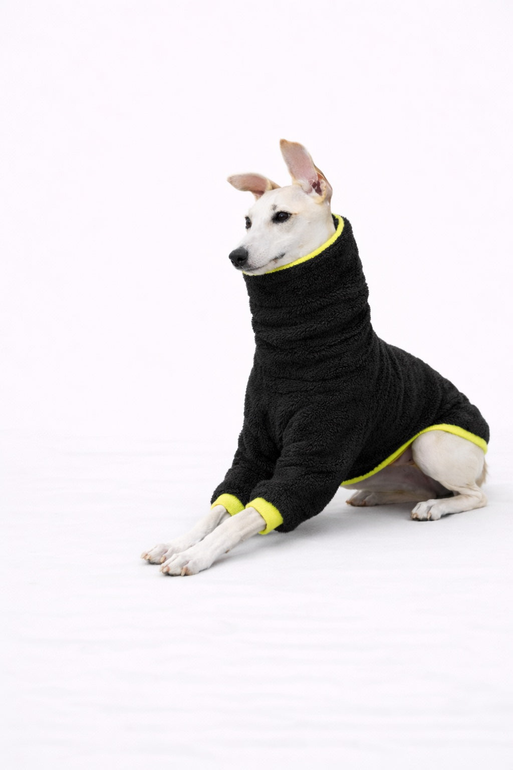 Urban Fleece Sweater schwarz mit neon gelb