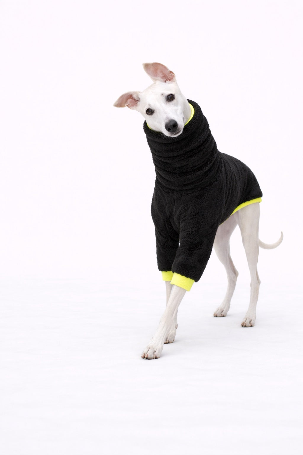 Urban Fleece Sweater schwarz mit neon gelb